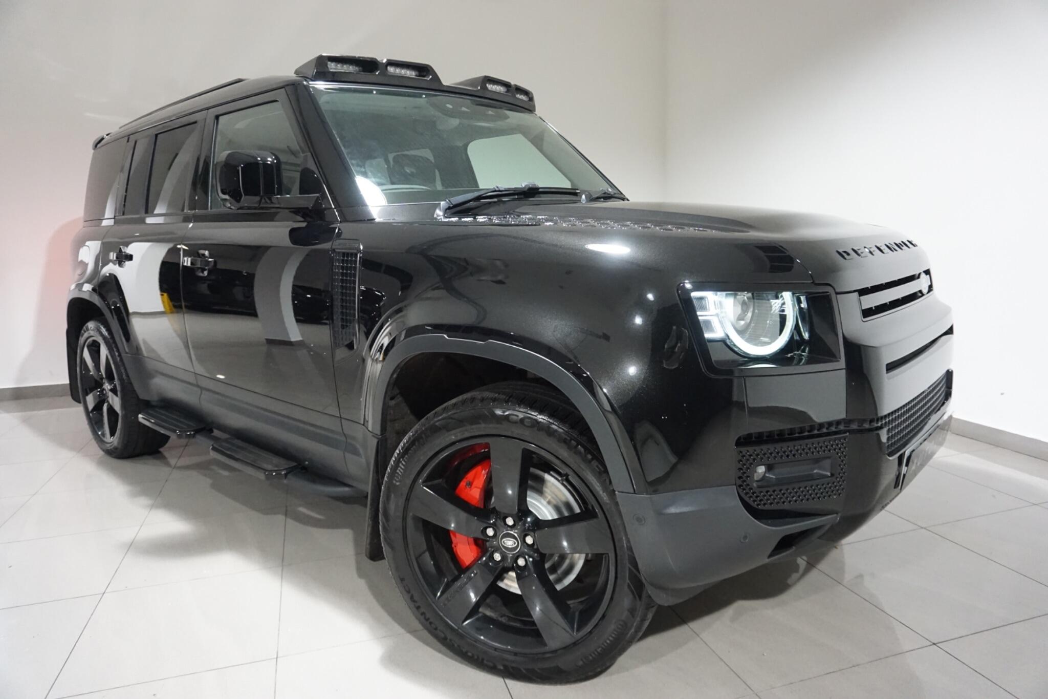 Land Rover Defender 110 3.0 D250 MHEV HSE Hard Top SUV 5dr Diesel Auto 4WD MWB Euro 6 (s/s) (250 ps)